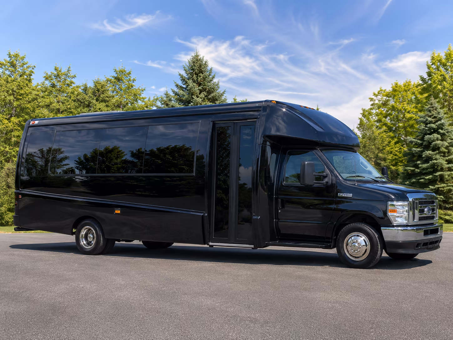 buses for zoo farm and outdoor education field trips from taylorsville