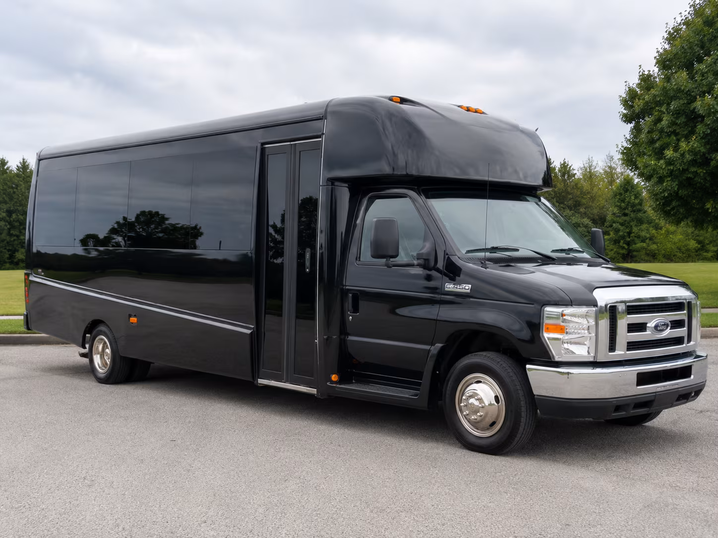 field trip buses to thanksgiving point and lehi from taylorsville schools