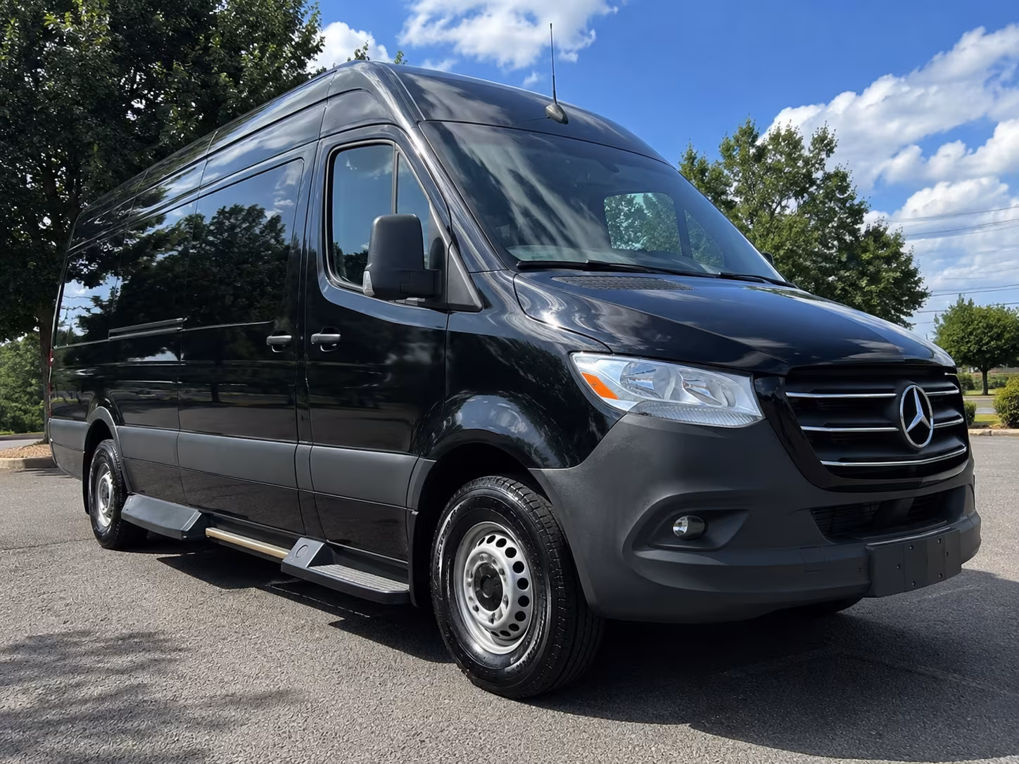 sprinter vans and minibuses for small group wine tours from taylorsville